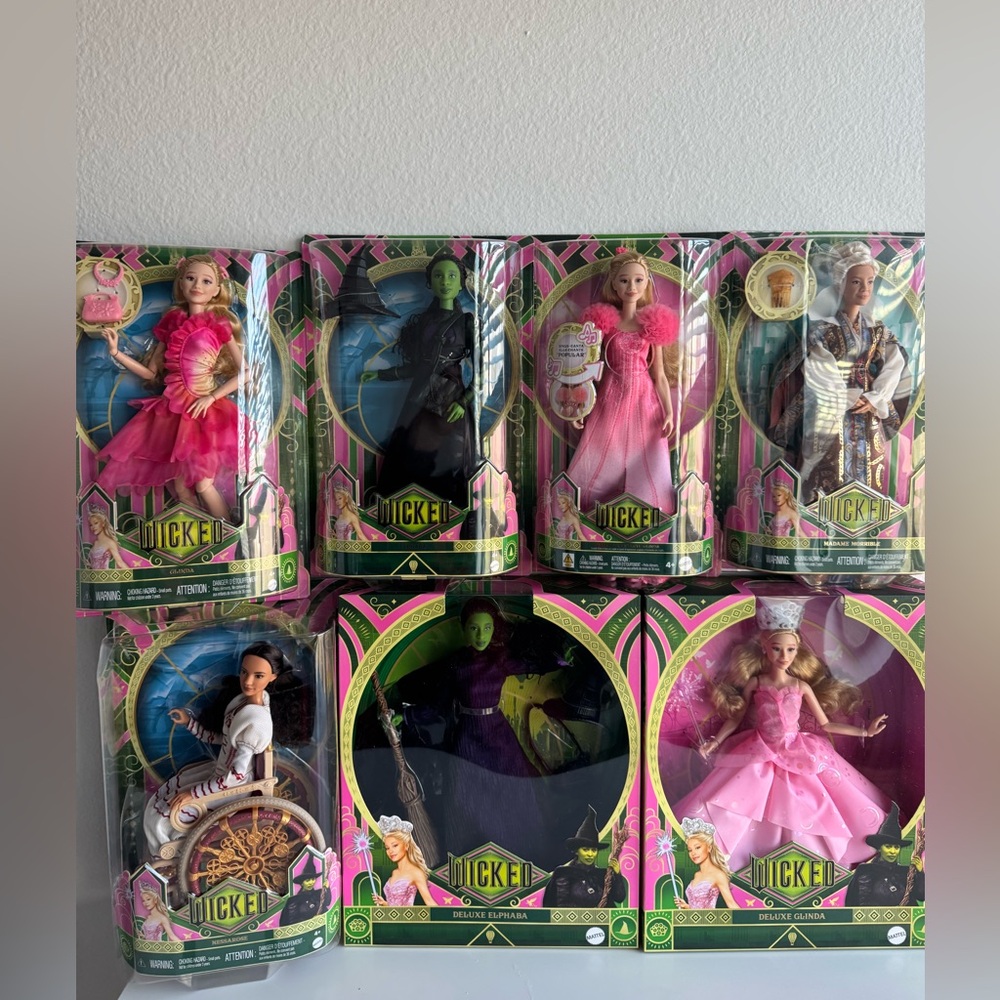 Wicked Mattel Dolls - Collection of 8 - Glinda,Elphaba, Nessa Rose,& Madame